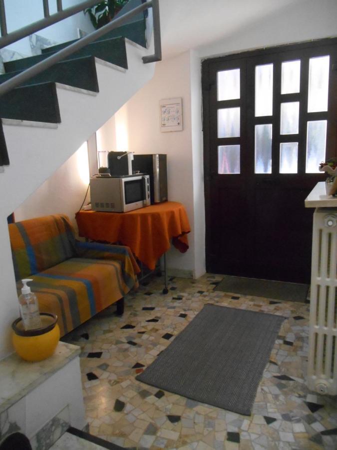 Le Rose Malpensa Bed & Breakfast Busto Arsizio Ngoại thất bức ảnh